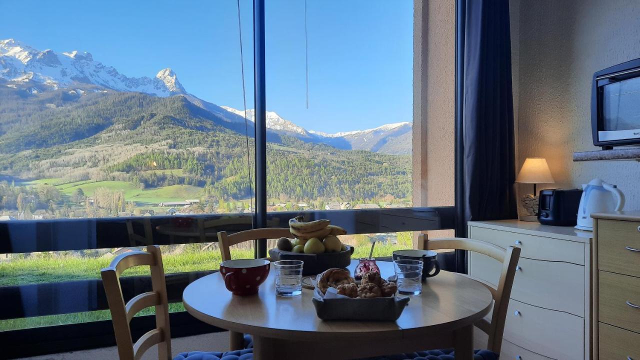 Cap plein sud en ubaye Appartement Barcelonnette Buitenkant foto